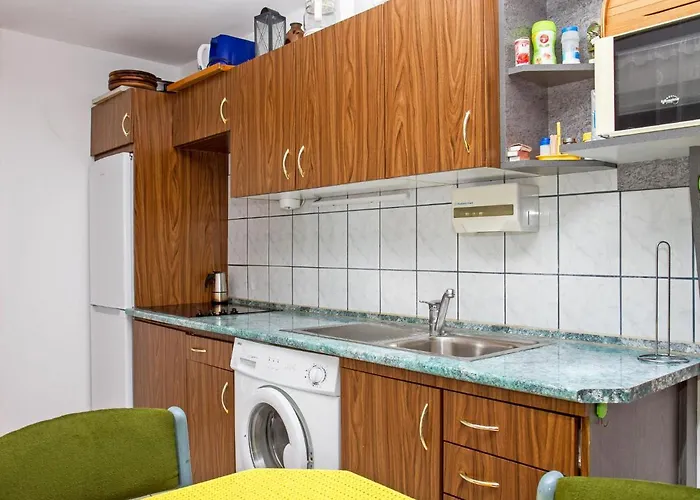 Azzurro By Interhome *